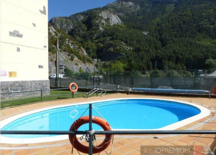 Aranones Apartment Canfranc Exterior photo