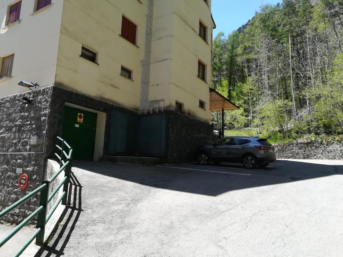 Aranones Apartment Canfranc Exterior photo