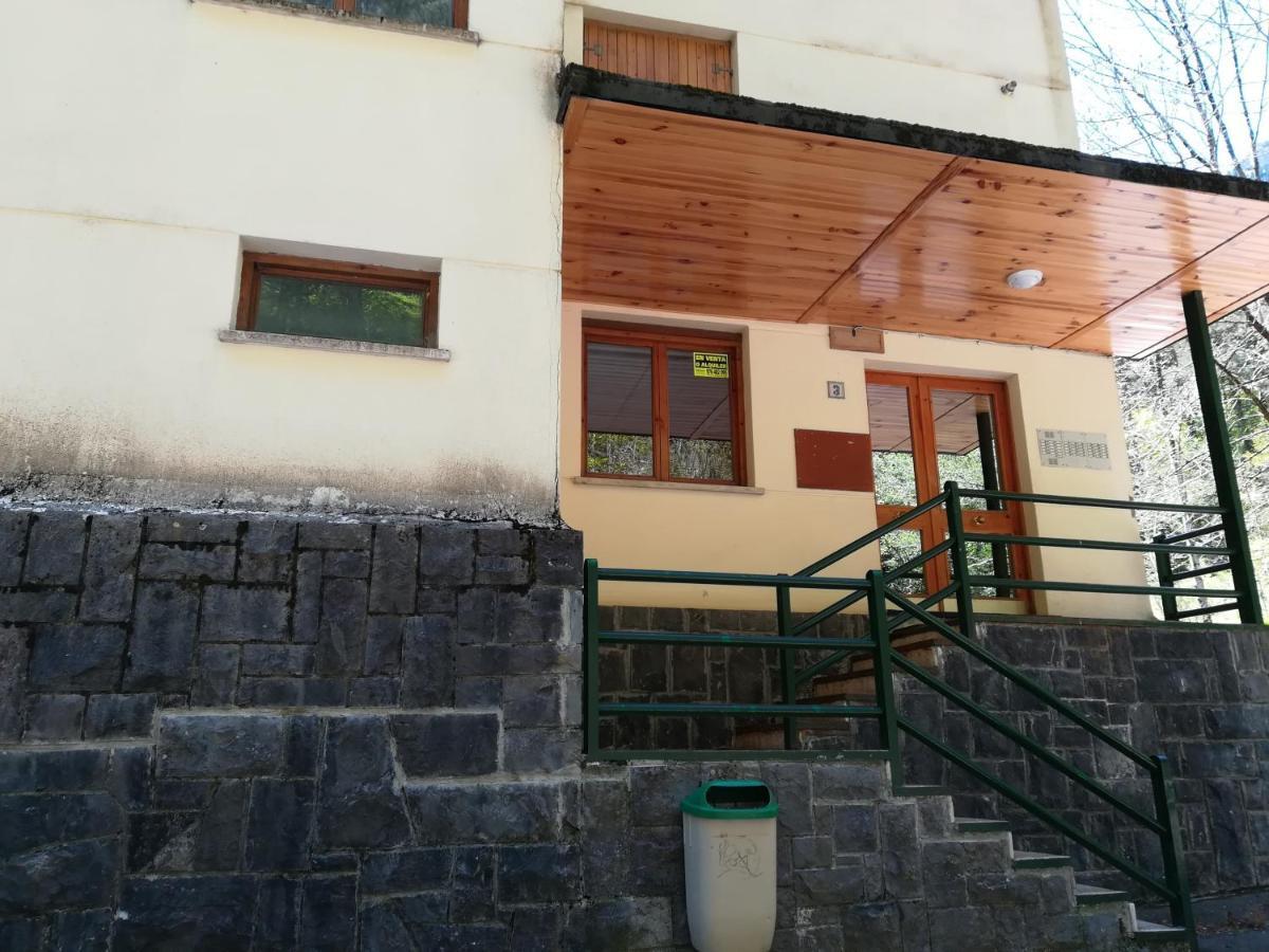 Aranones Apartment Canfranc Exterior photo